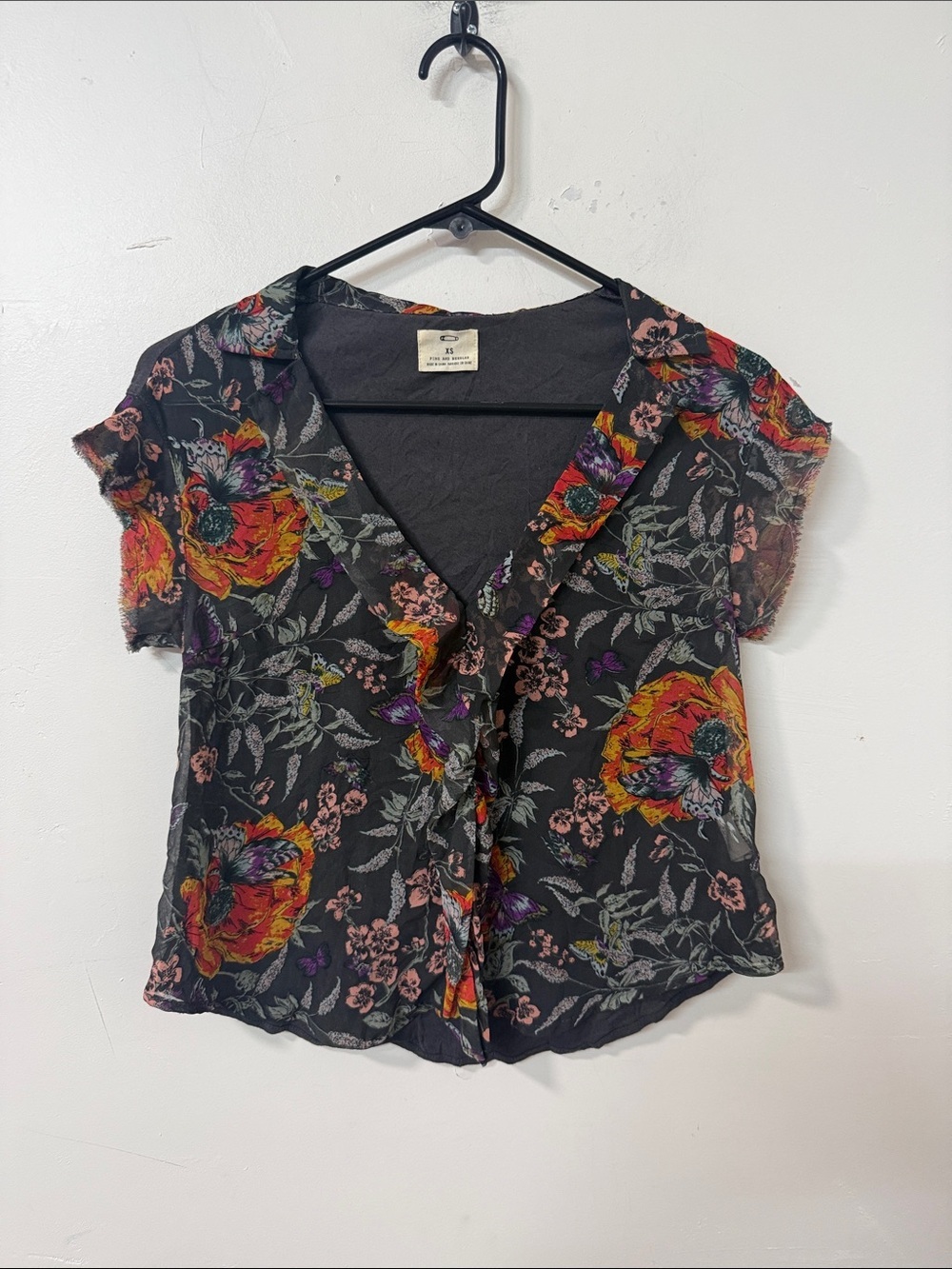 Pins & Needles Black Floral Ruffle V-Neck Blouse